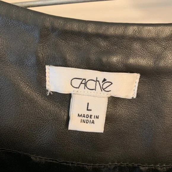 EUC CACHE 3/4 SLEEVE RUSCHED CROPPED LEATHER JACKET - Picture 2 of 8